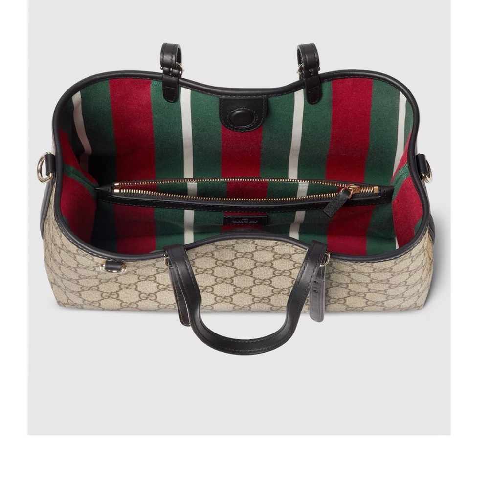 Gucci GG Emblem medium tote bag - Picture 5 of 8